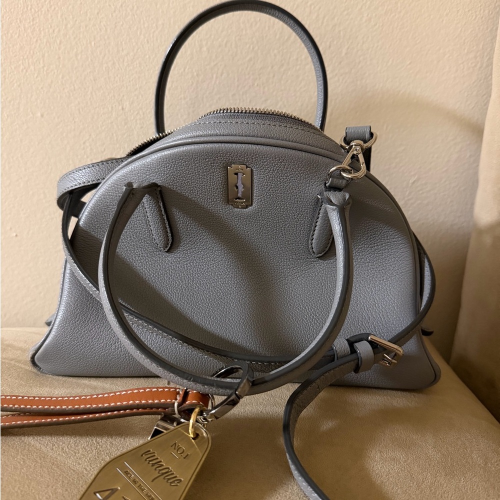 Vunque Crossbody  Handbag